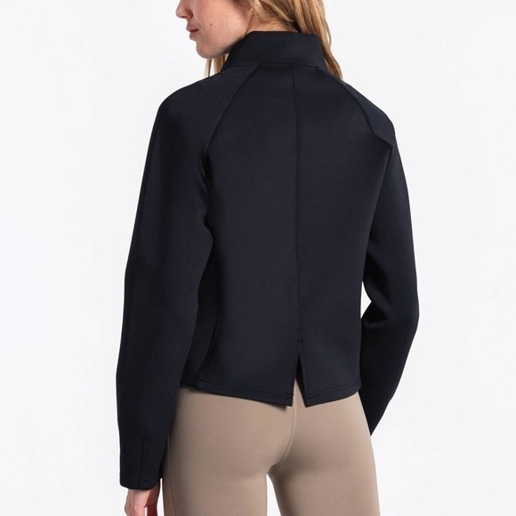 [Lolë] Spacer Funnel Neck - Black Beauty - XS - Picture 3 of 9